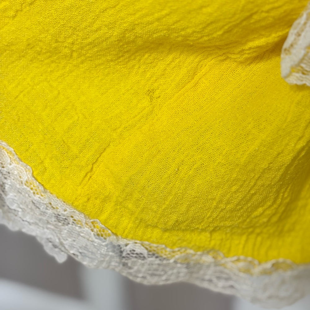 Vintage Handmade Yellow Lace Boho Blouse | Flowy Cottagecore Top - Picture 5 of 9